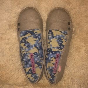 Beige flats only worn a couple times